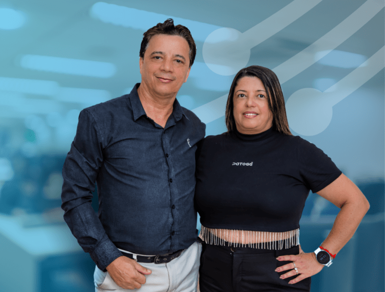 Roger Martins e Andreia Formaggini, fundadores da Databit